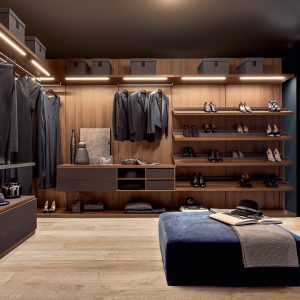 Walk in closet