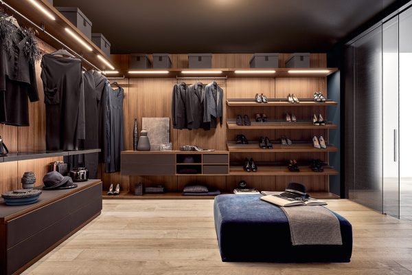 Walk in closet